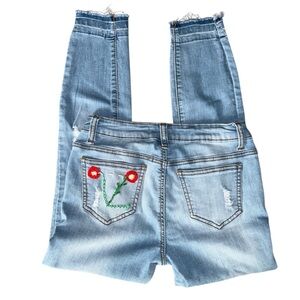 Encore Light Wash Distressed Embroidered Skinny Jeans Size 5